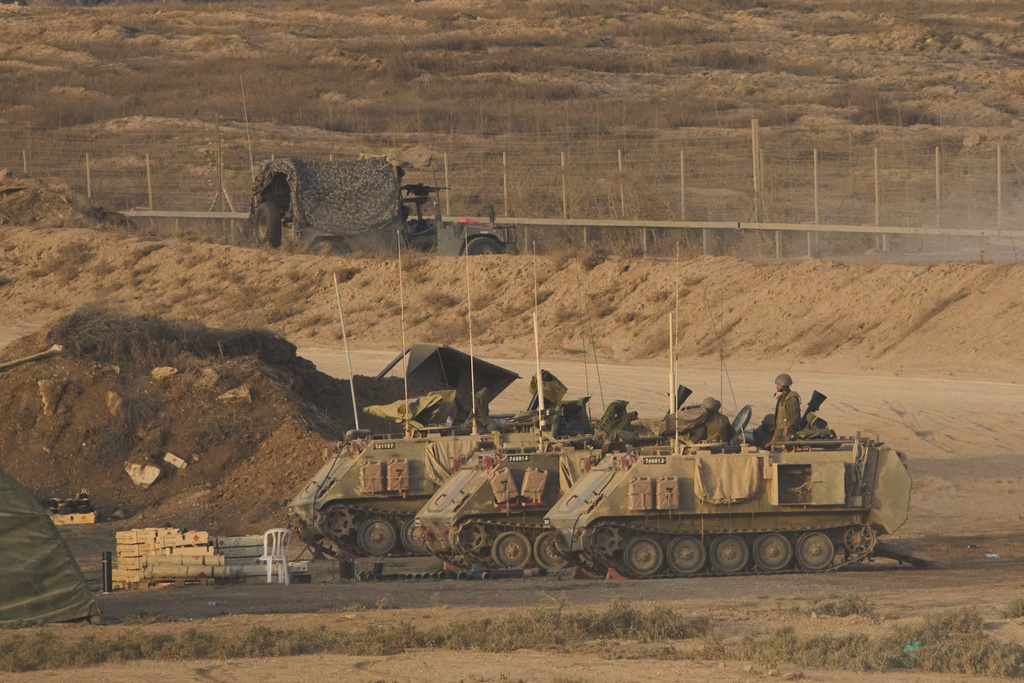  Israeli soldiers take position along the Gaza Strip border in southern Israel, Sunday, Oct. 5, 2025. (AP)